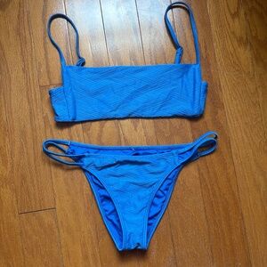 Oneill bikini medium bottoms small top